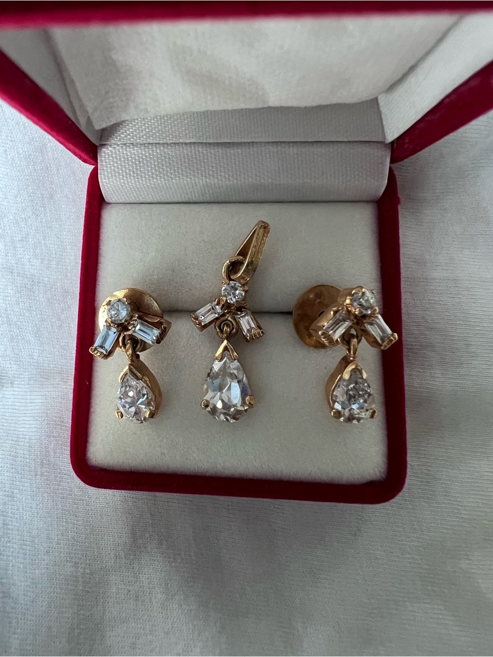 Gold-Tone Teardrop Crystal Pendant and Earrings Set
